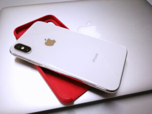 iphone with a hint of red 1000 px